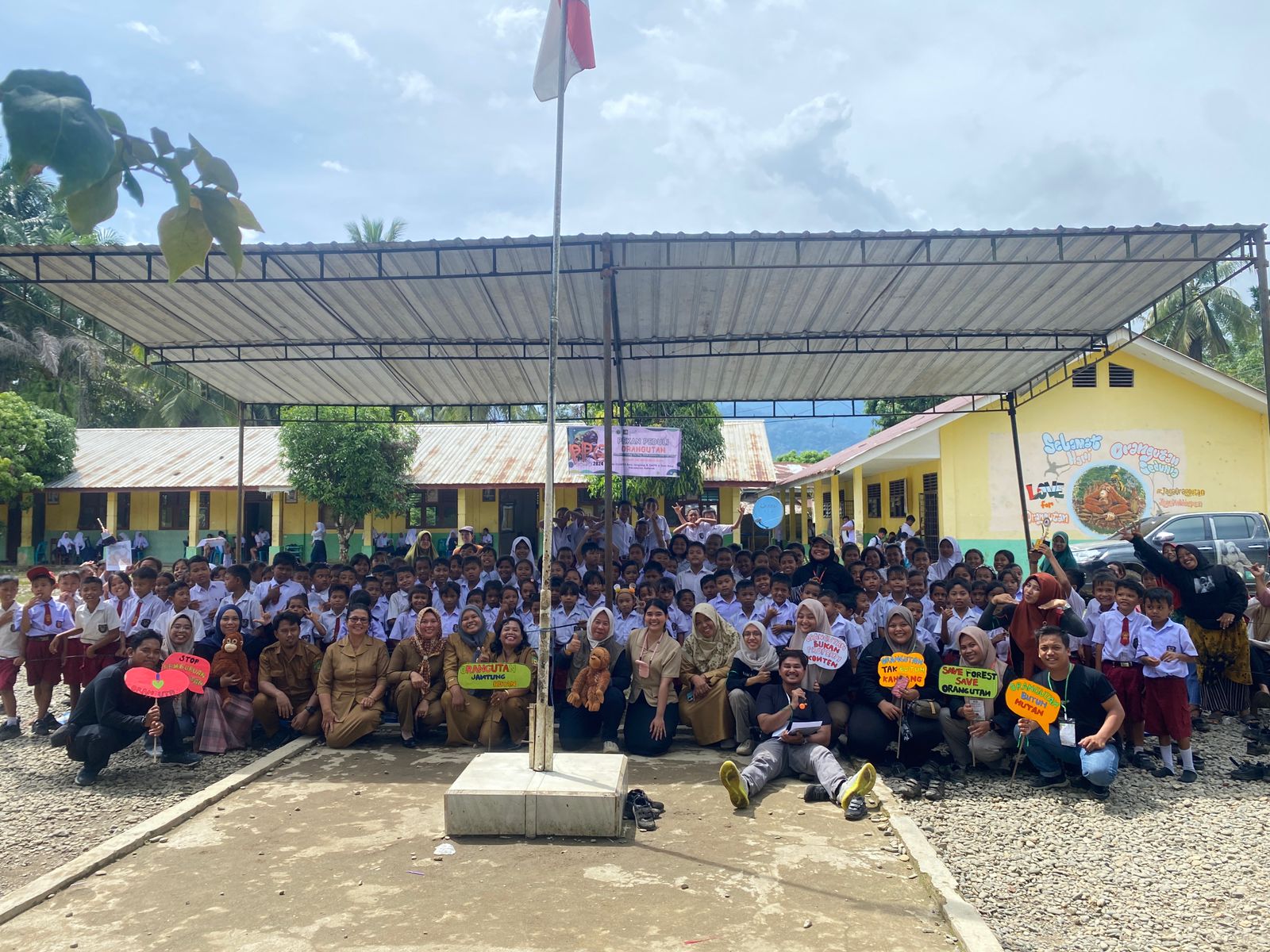 Pekan Peduli Orangutan di Bahorok Tanamkan Nilai Konservasi Sejak Dini